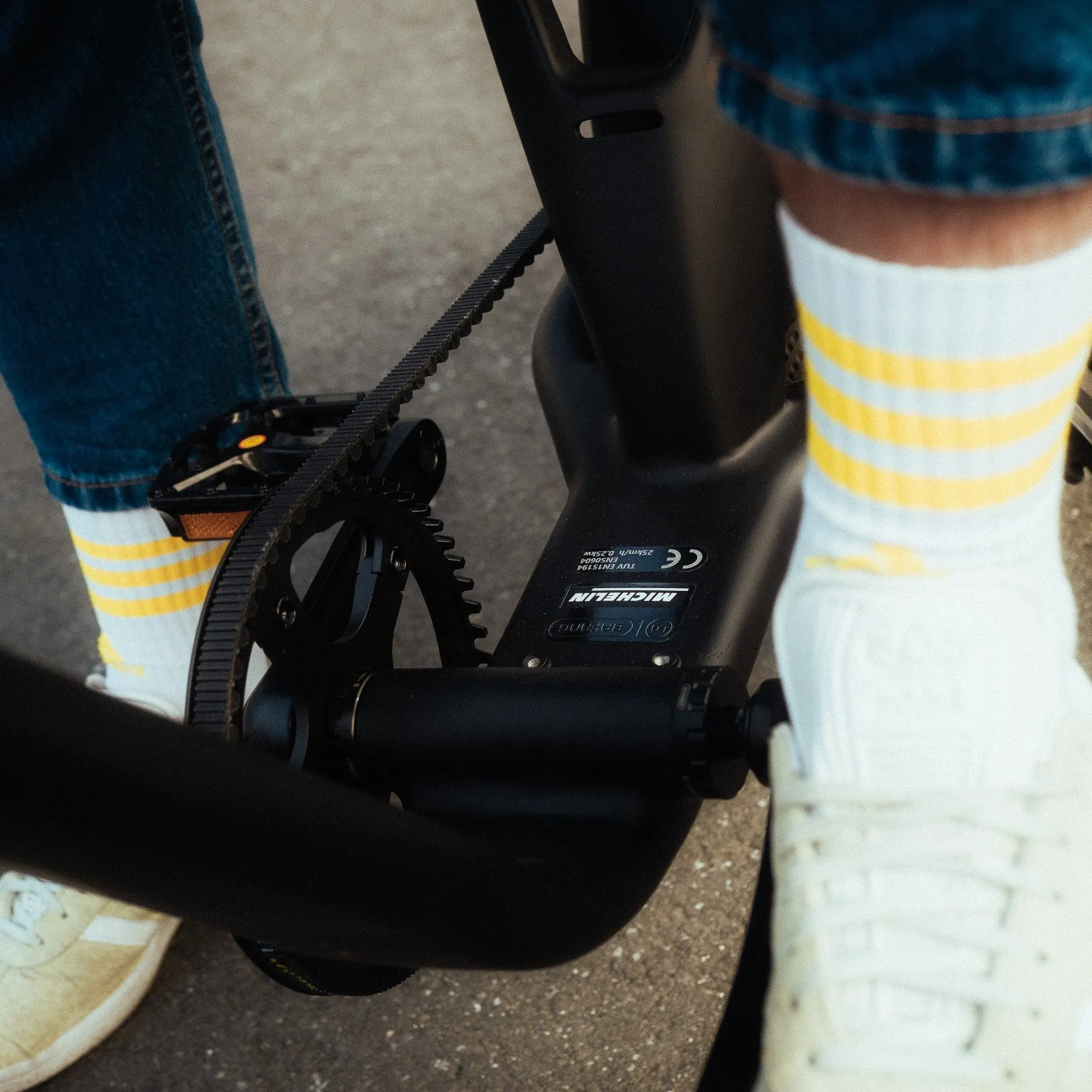 Fuß am Pedal des Coopop SG